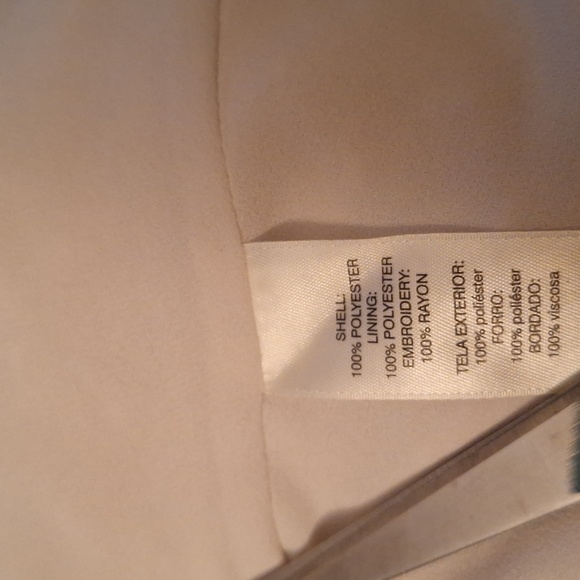 White House Black Market Off White Peasant Style Embroidered Blouse Size Med - Picture 8 of 11